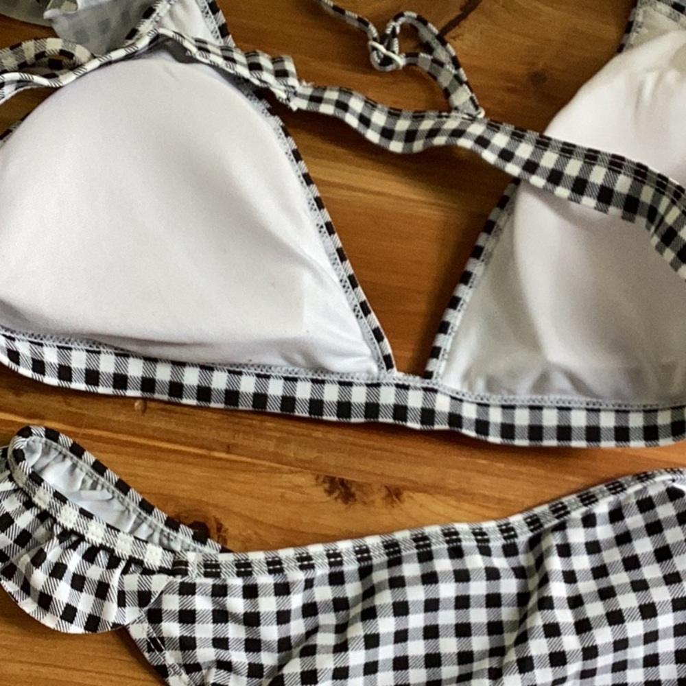Black and White Gingham Bikini Set - Picture 6 of 9